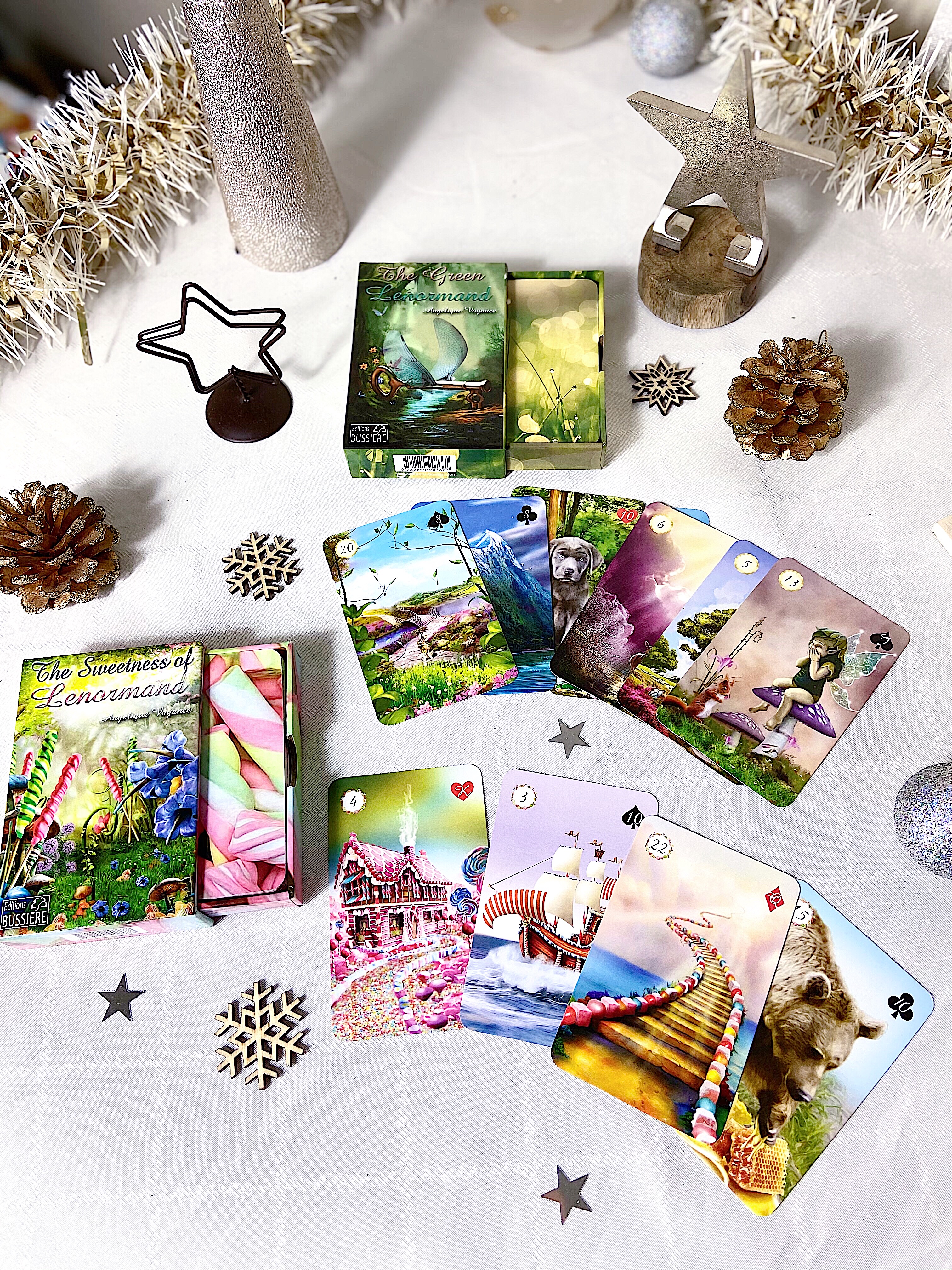 Gagnez un lot de 2 oracles Le Petit Lenormand - HelloBeautyMag