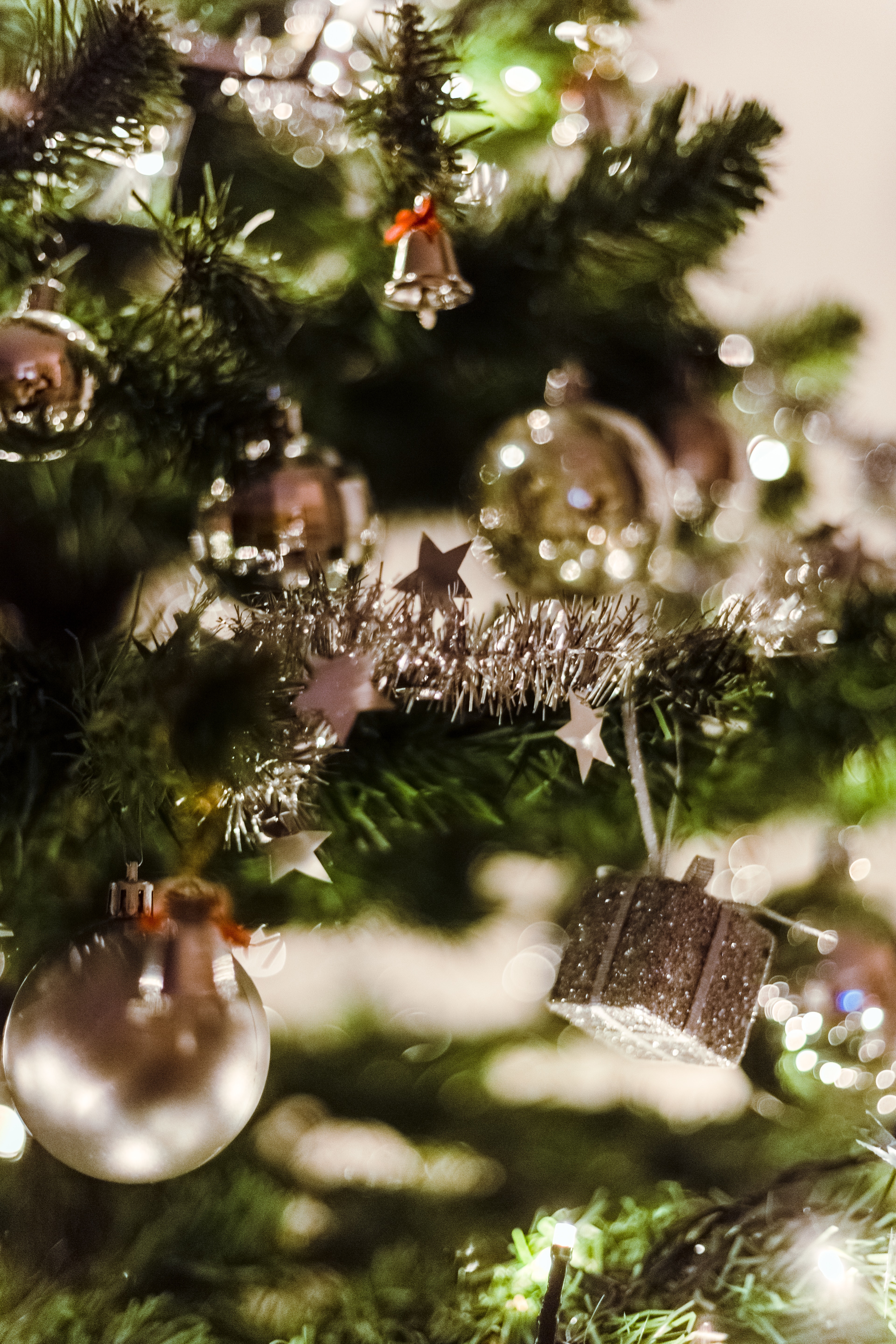 Personnalisé Noël dans notre nouvelle maison arbre de Noël givré Babiole Décoration